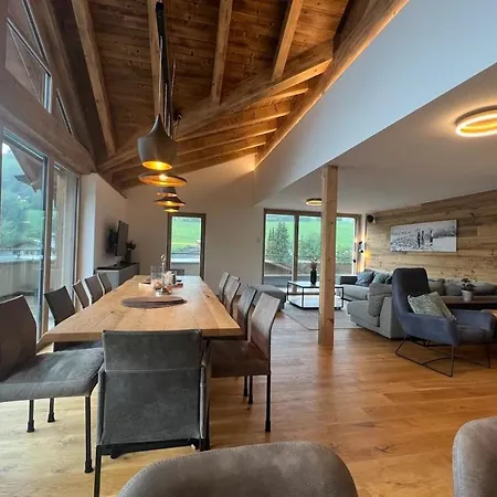 4br Penthouse In Luis - What'app - 0034-635-520-036 - For Reservations! Kaprun