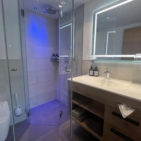 4br Penthouse In Luis - What'app - 0034-635-520-036 - For Reservations! Apartment Kaprun