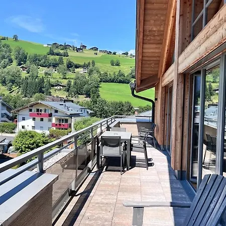 4br Penthouse In Luis - What'app - 0034-635-520-036 - For Reservations! Kaprun