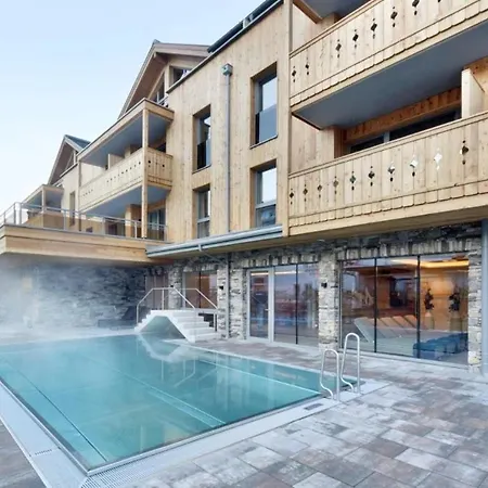 4br Penthouse In Luis - What'app - 0034-635-520-036 - For Reservations! * Kaprun